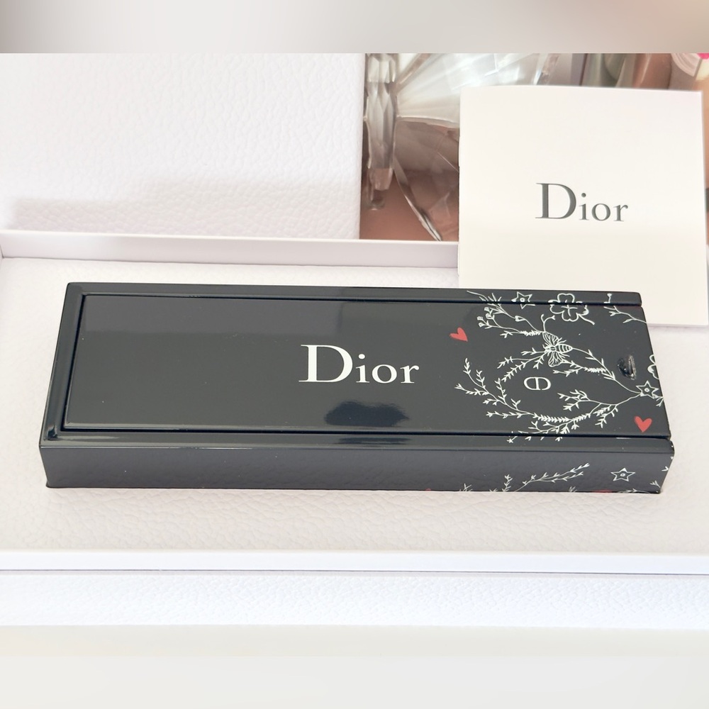 SOLD ❌ Rare Dior Collectible Beauty Box Makeup Gift Set - Picture 2 of 13